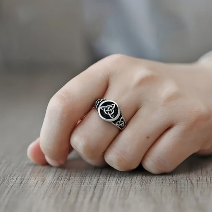 🔥Hot Sale 🔥Vintage Thai Silver Celtic Knot Trinity Talisman With Diamond Set Ring