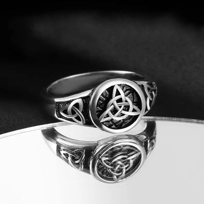 🔥Hot Sale 🔥Vintage Thai Silver Celtic Knot Trinity Talisman With Diamond Set Ring