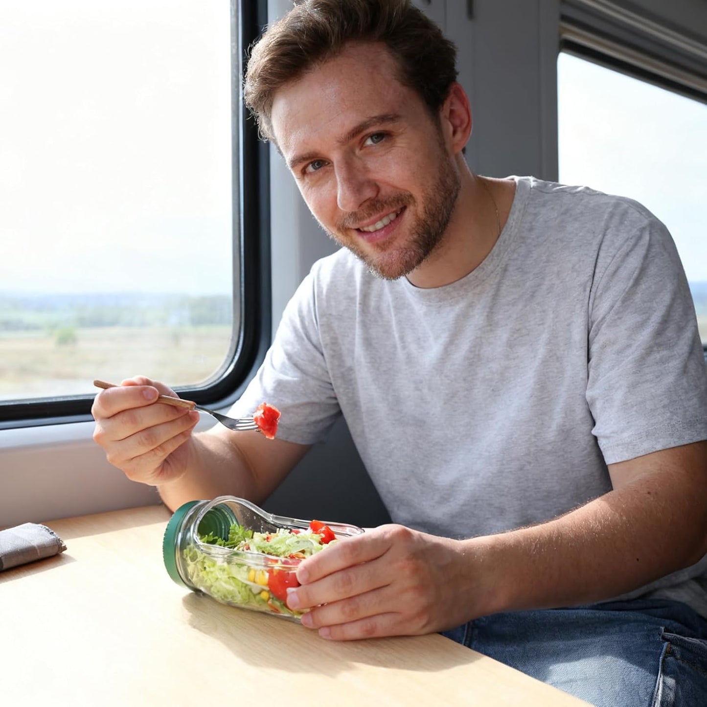 🔥LAST DAY SALE 50% OFF🔥Durable, shatterproof, leak-proof Mason jar-style salad container, perfect for home, office, outdoor use, and travel