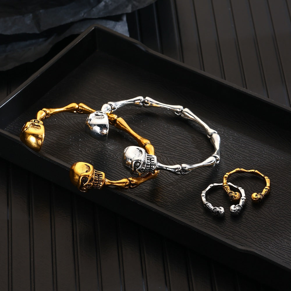 🔥Hot Sale 50% OFF🔥Retro Exaggerated Skull Bone Alloy Open Bracelet
