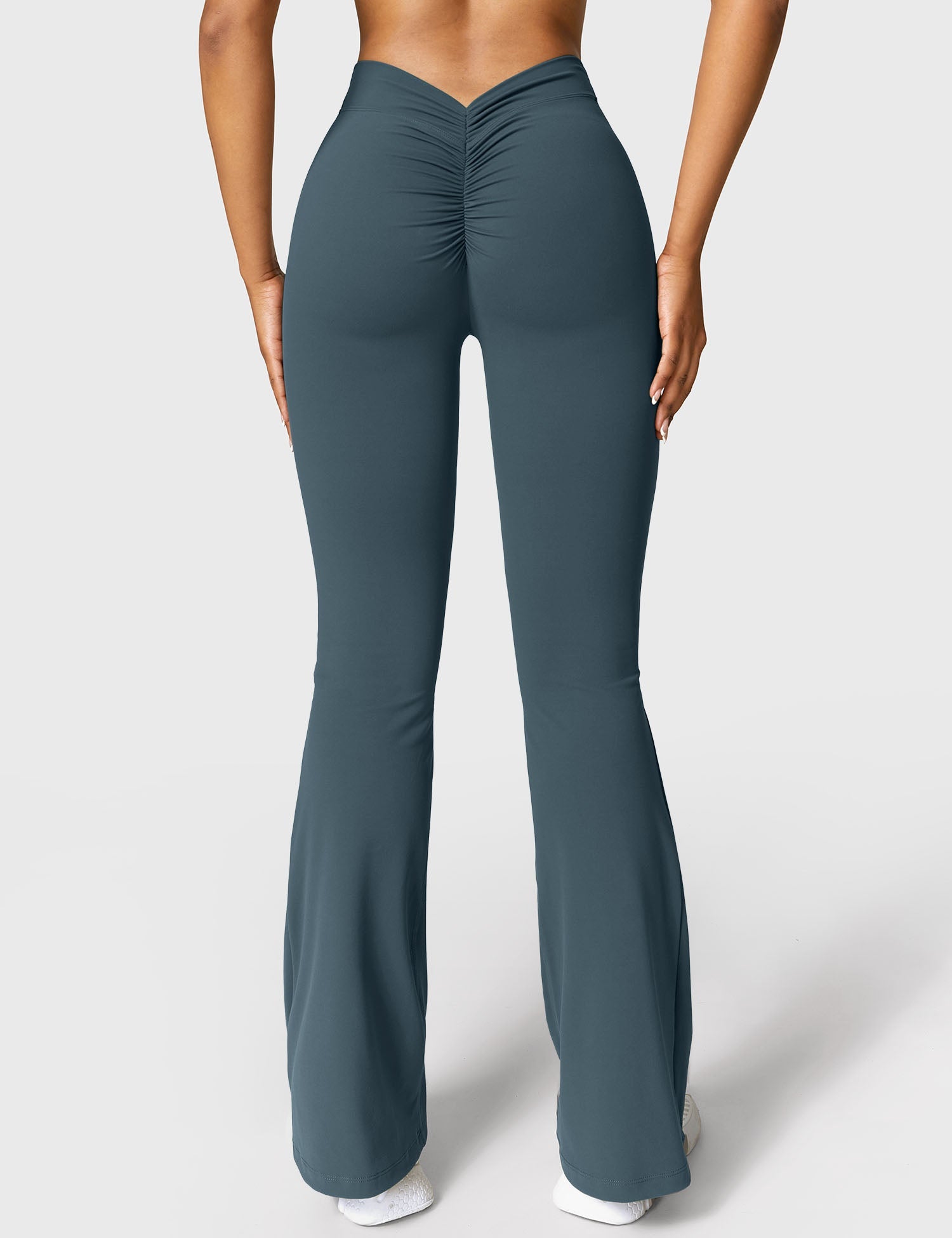V-Back Flare Leggings