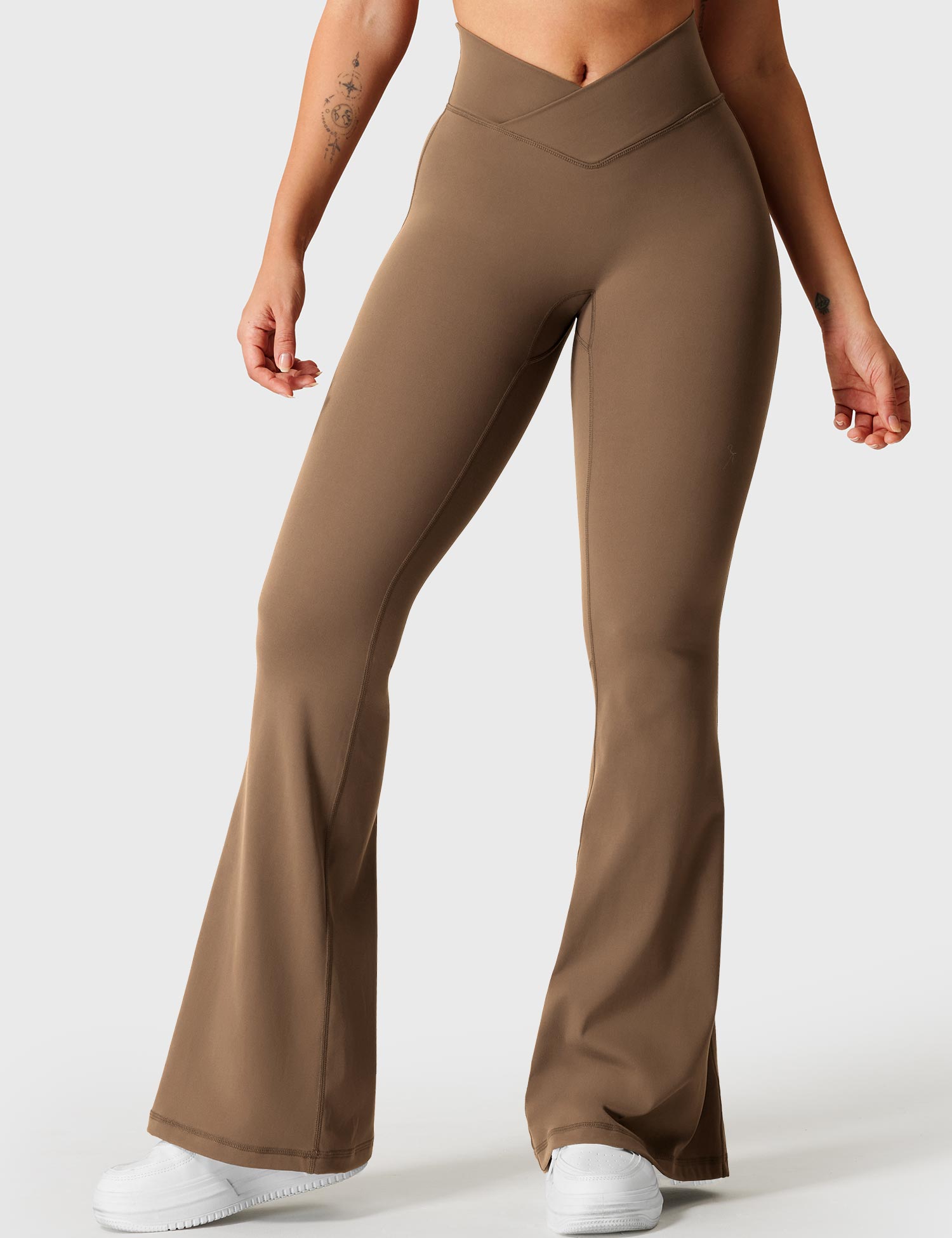V-Waistband Flare Leggings