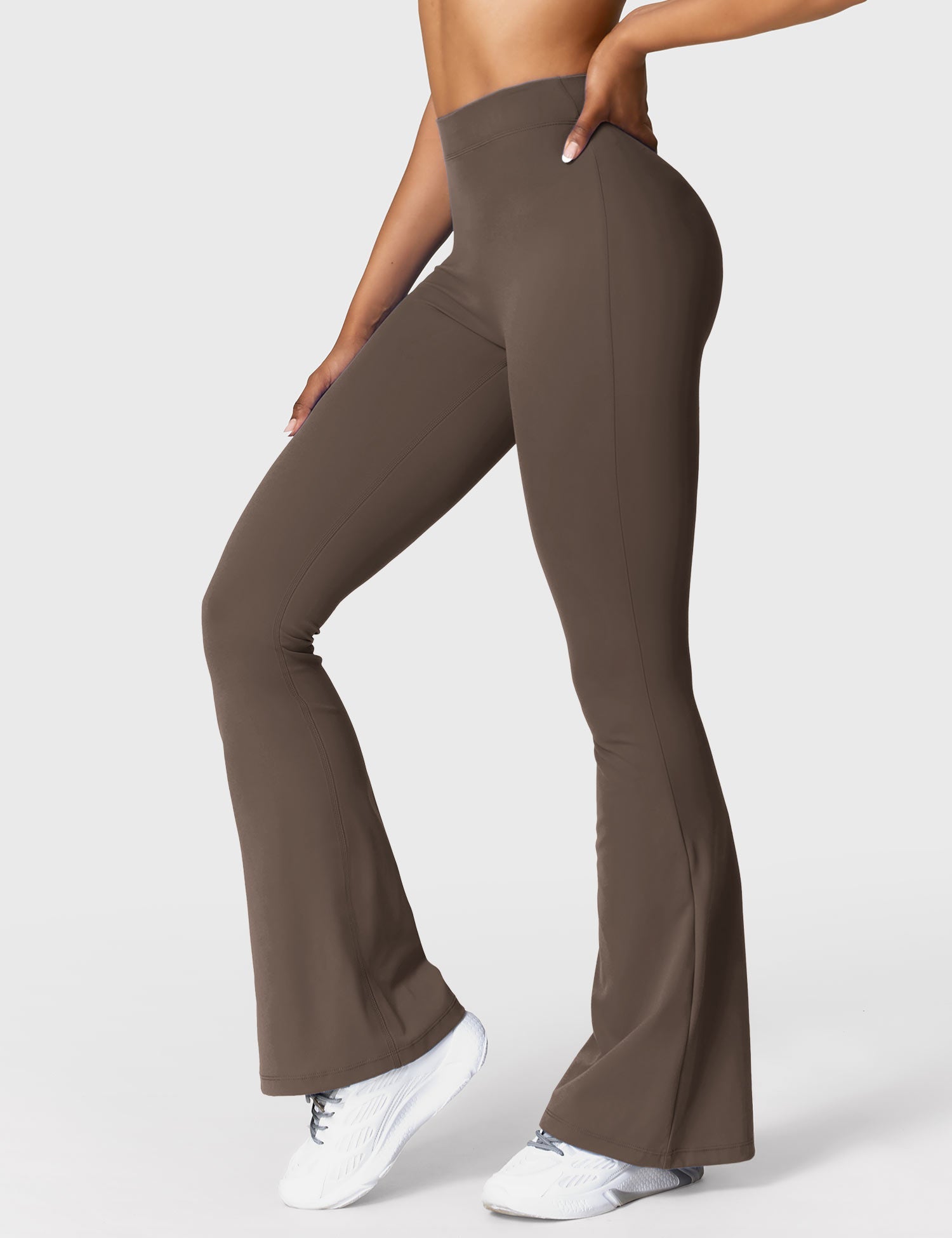 V-Back Flare Leggings