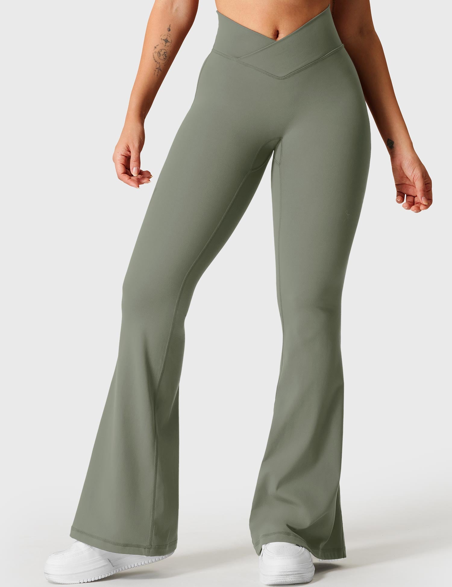 V-Waistband Flare Leggings