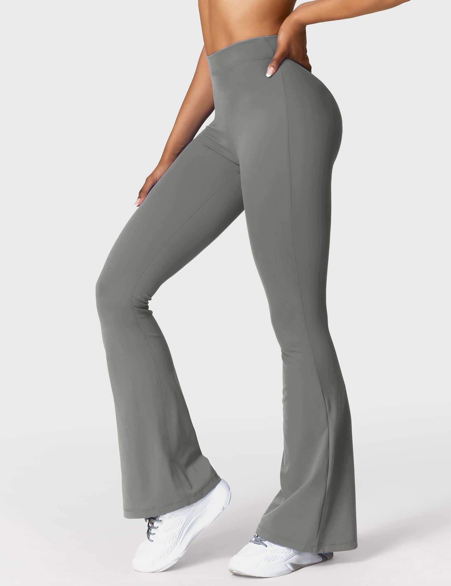 V-Back Flare Leggings