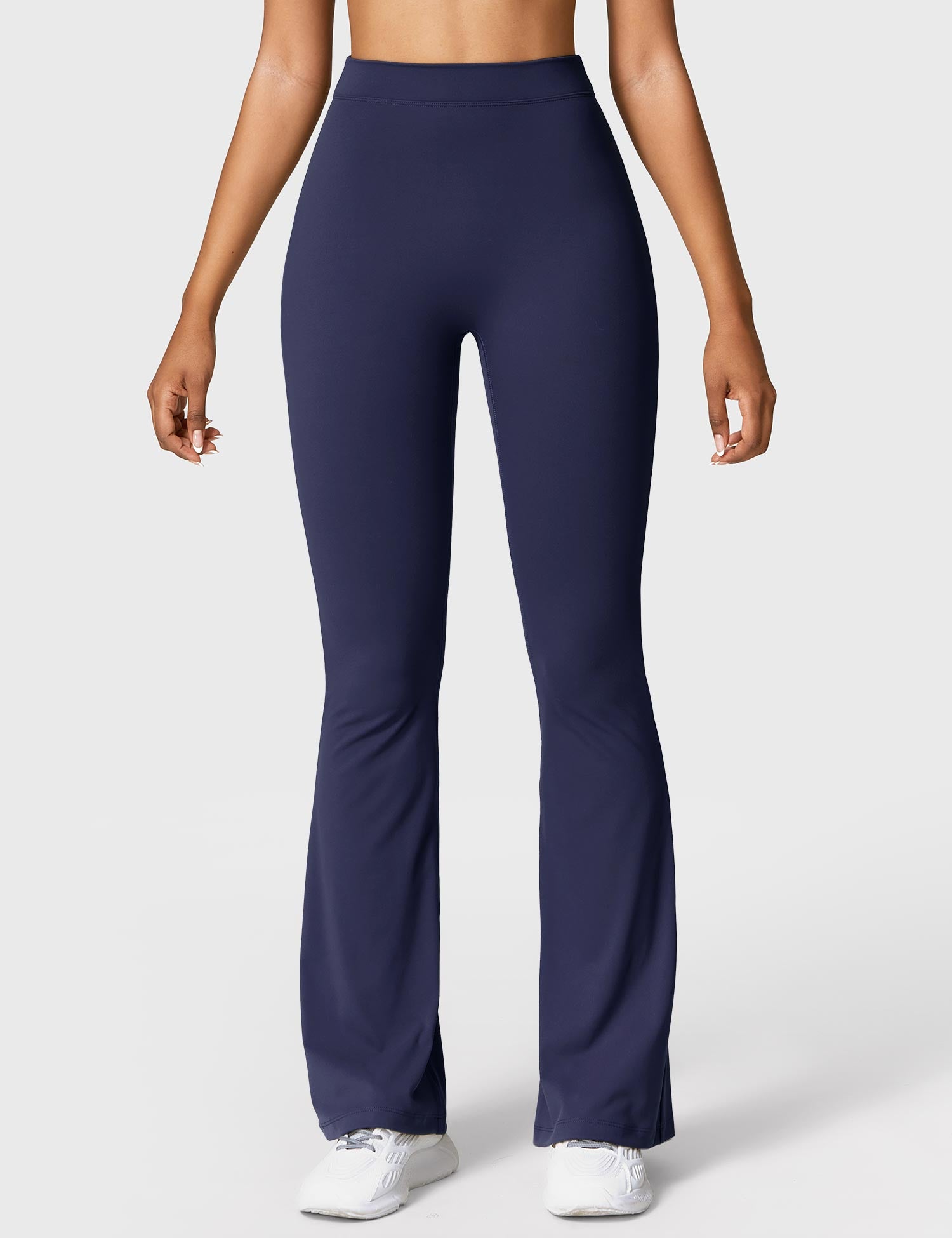 V-Back Flare Leggings