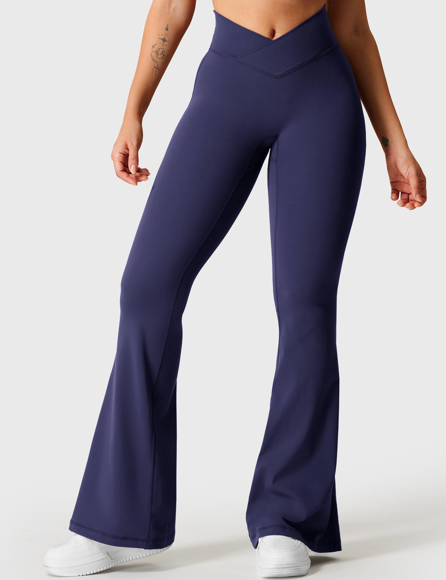 V-Waistband Flare Leggings
