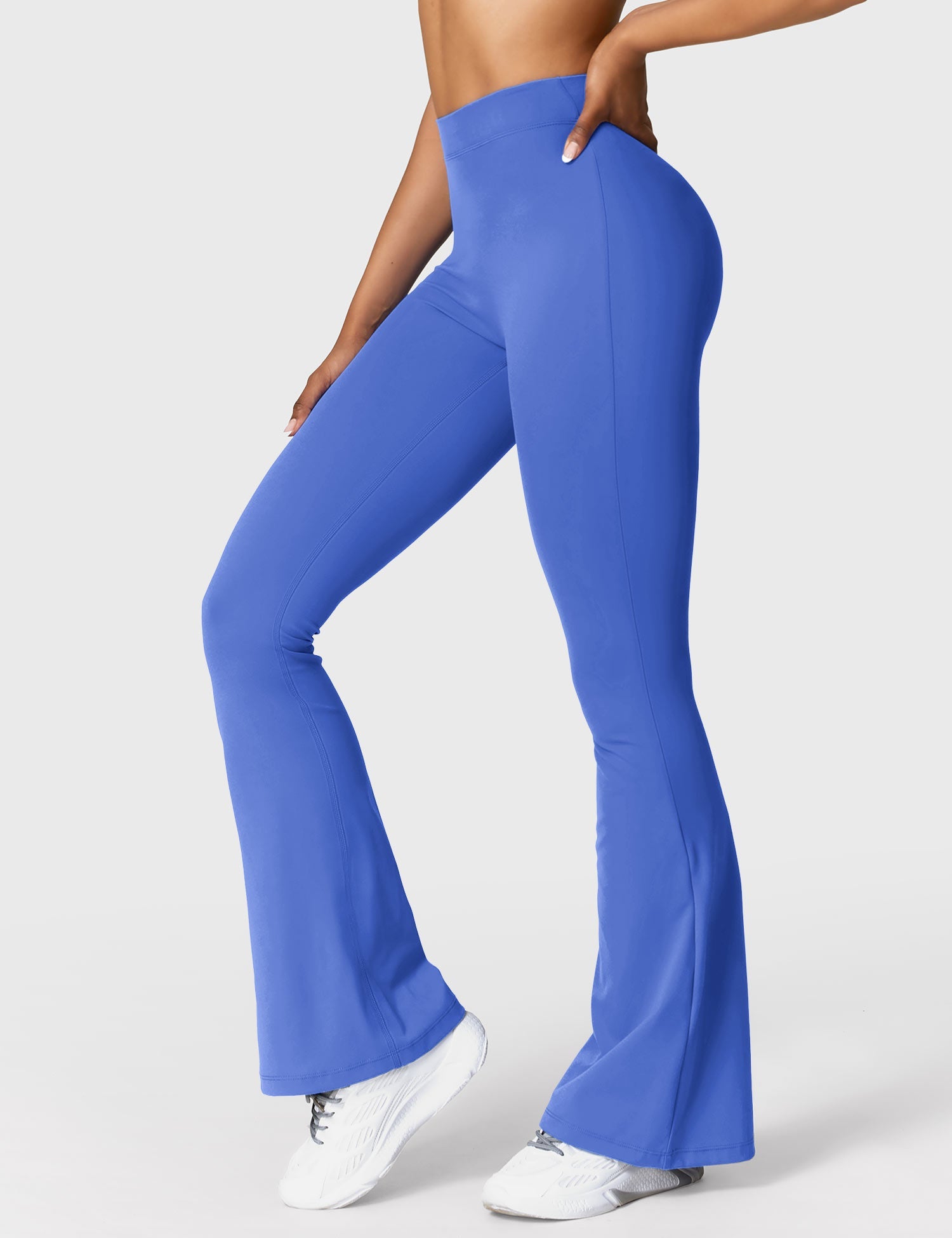 V-Back Flare Leggings