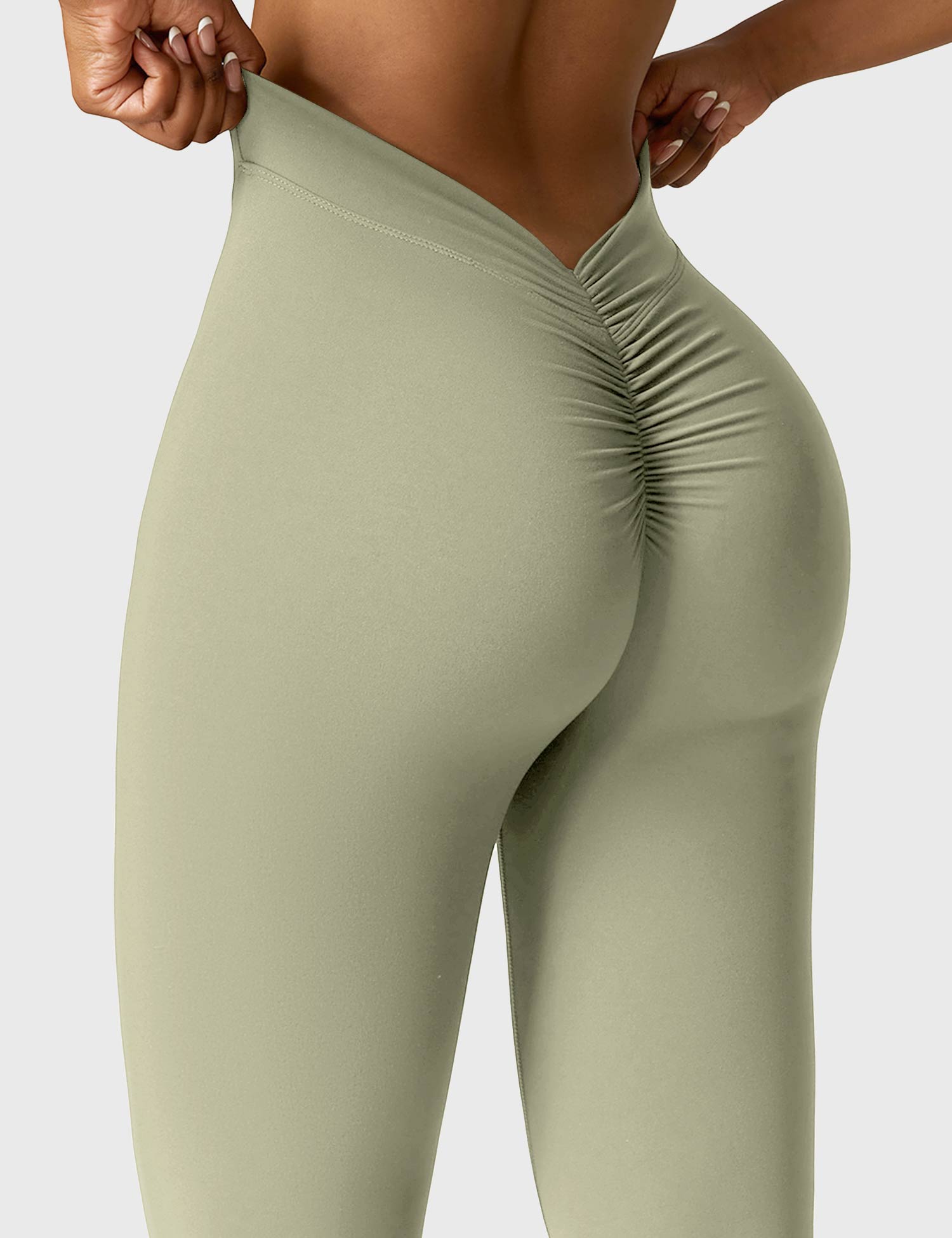 V-Back Flare Leggings