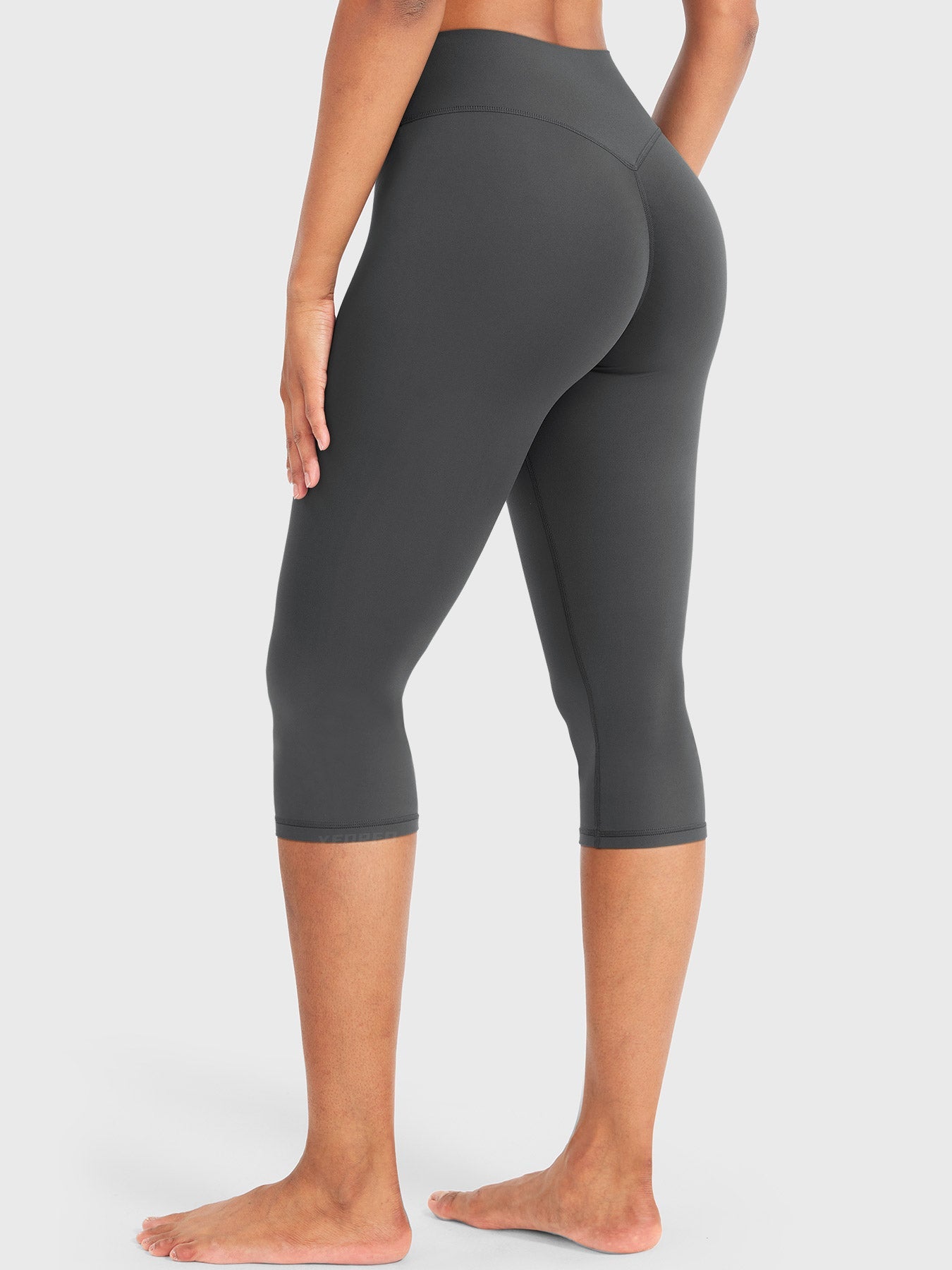 High-Waist Capri Leggings