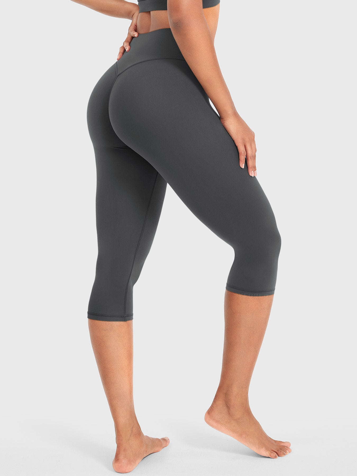 High-Waist Capri Leggings
