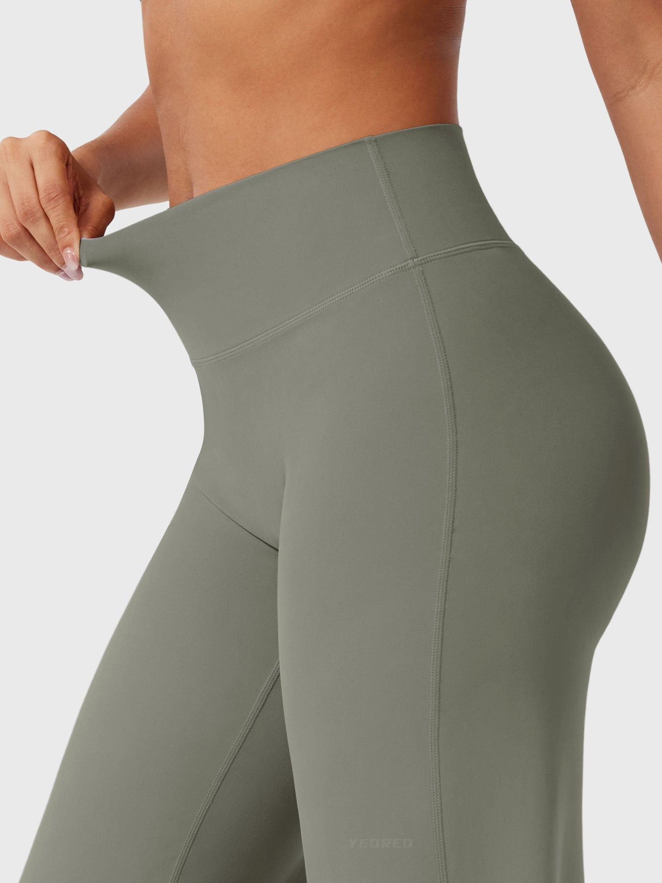 31.5" High-Waist Straight Leg Leggings