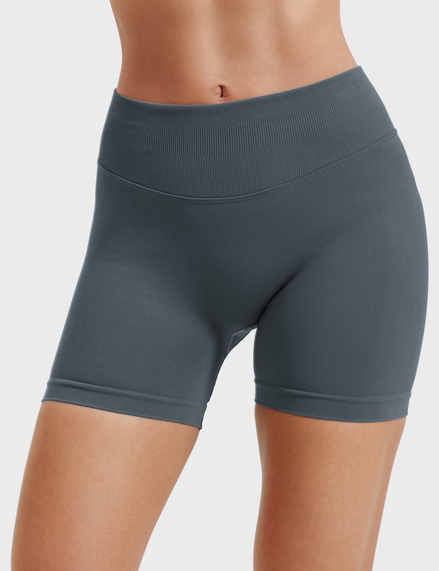 4.5" Soft-Touch Seamless Shorts