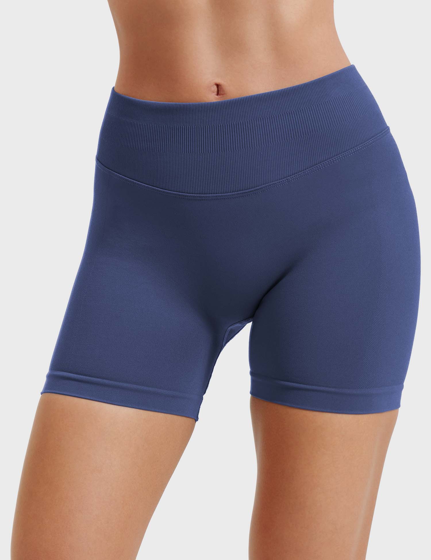 4.5" Soft-Touch Seamless Shorts