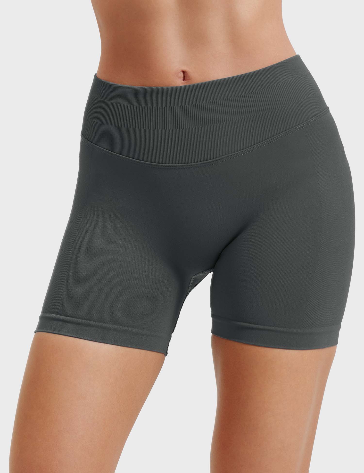4.5" Soft-Touch Seamless Shorts